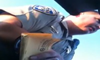 Aggressiver Officer