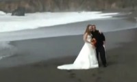Schöne Hochzeitsbilder am Strand machen