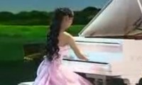 Klavier spielen ohne Finger an einer Hand