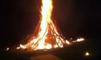 Lagerfeuer entfachen