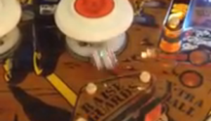 Rekordverdächtiges Spiel am Flipperautomat