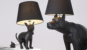 Lampe - Kackender Hund