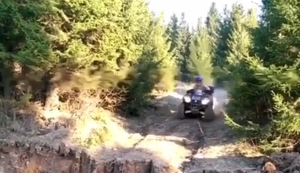 Kleiner ATV-Stunt
