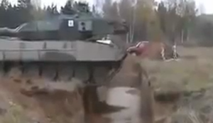 Panzer vs Graben Panzer vs Graben