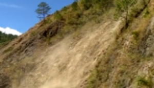 Achtung Steinschlag #1