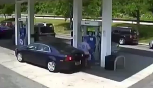 Tankstelle in Flammen Tankstelle in Flammen