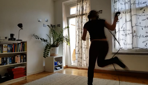 Mit der VR-Brille durchs Wohnzimmer