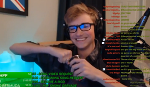 Rauchbombe im Livestream zünden