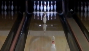 Bowling-Trickshot Bowling-Trickshot