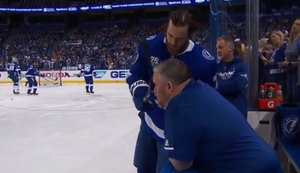 Finger Chopper beim Eishockey