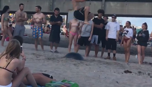 Backflip am Strand