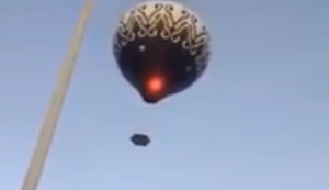 Heißluftballon auf die Nachbarn loslassen