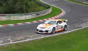 Porsche Cayman GT4 vor Crash bewahrt Porsche Cayman GT4 vor Crash bewahrt