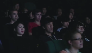 Die Augen immer auf die Strasse! Die Augen immer auf die Strasse!