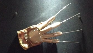 Handschuh von Freddy Krueger