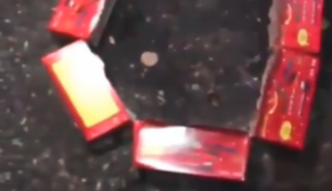 Böller mit Benzin anzünden