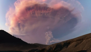 Gewitter über einem Vulkan Gewitter über einem Vulkan