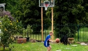 Mal kurz Basketball spielen