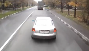 Audifahrer gegen LKW-Fahrer