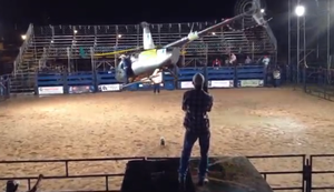 Gewagte Helikopter-Show Gewagte Helikopter-Show